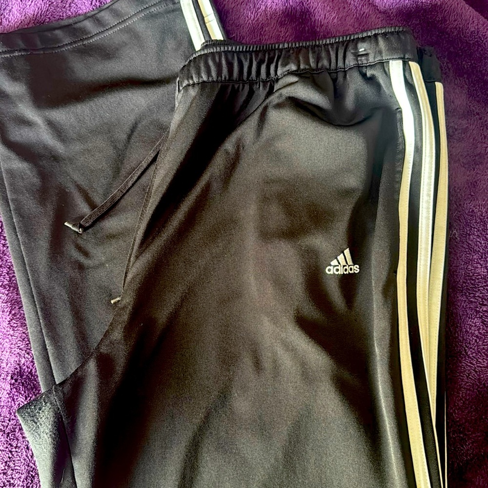 Women’s adidas pants XL